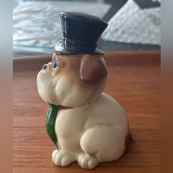 Vintage ESD Japan Ceramic Bulldog Figurine – Holding Umbrella – - Picture 4 of 10